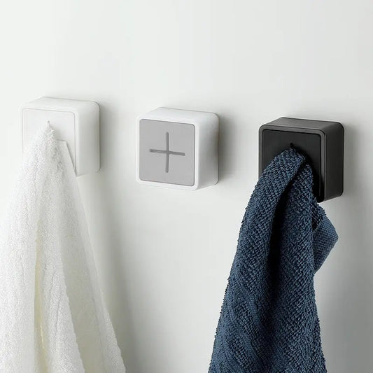 Seamless Towel Organizer